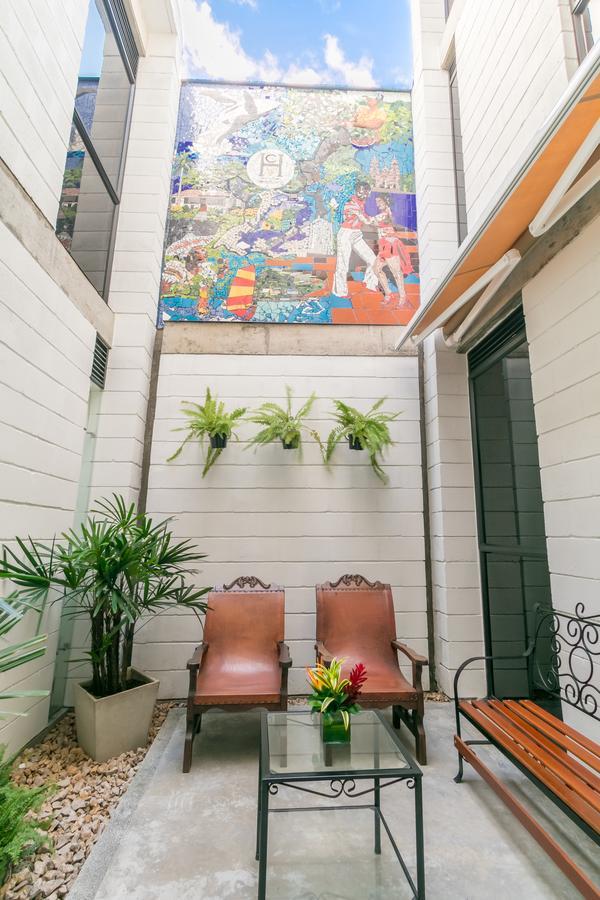 Hotel Casa Vallecaucana Cali Exterior photo